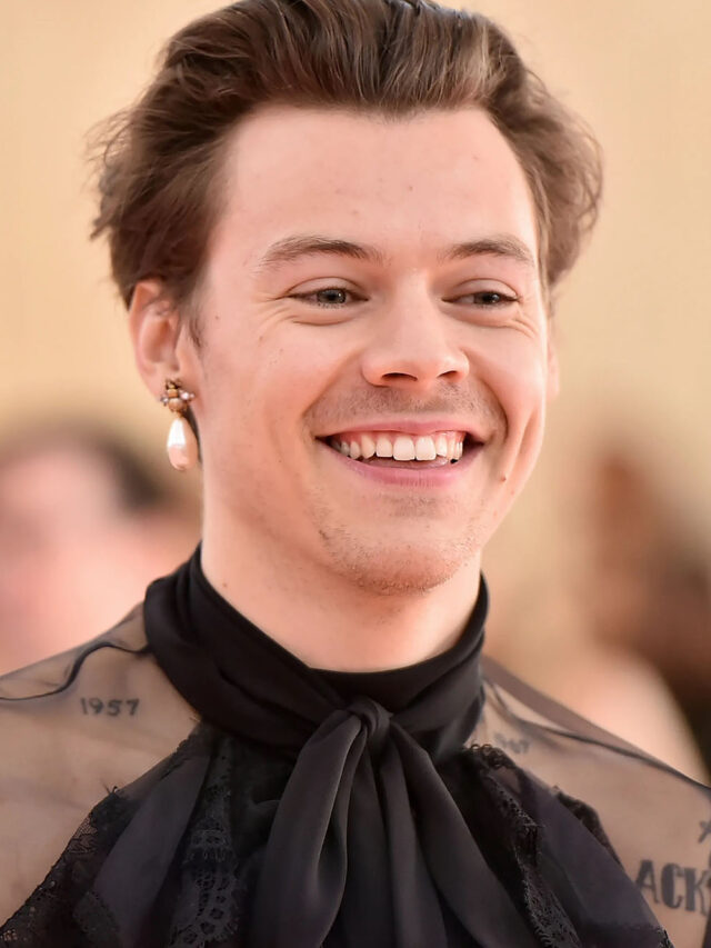5 Haute Couture Chronicles Best Celebrity Fashion Moments Unveiled (Fashion Week Finesse Harry Styles_ Gender-Bending Styles)